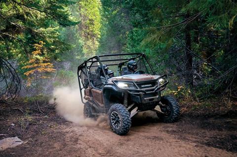 2021 Honda Pioneer 1000-5 Deluxe in Spencerport, New York - Photo 6