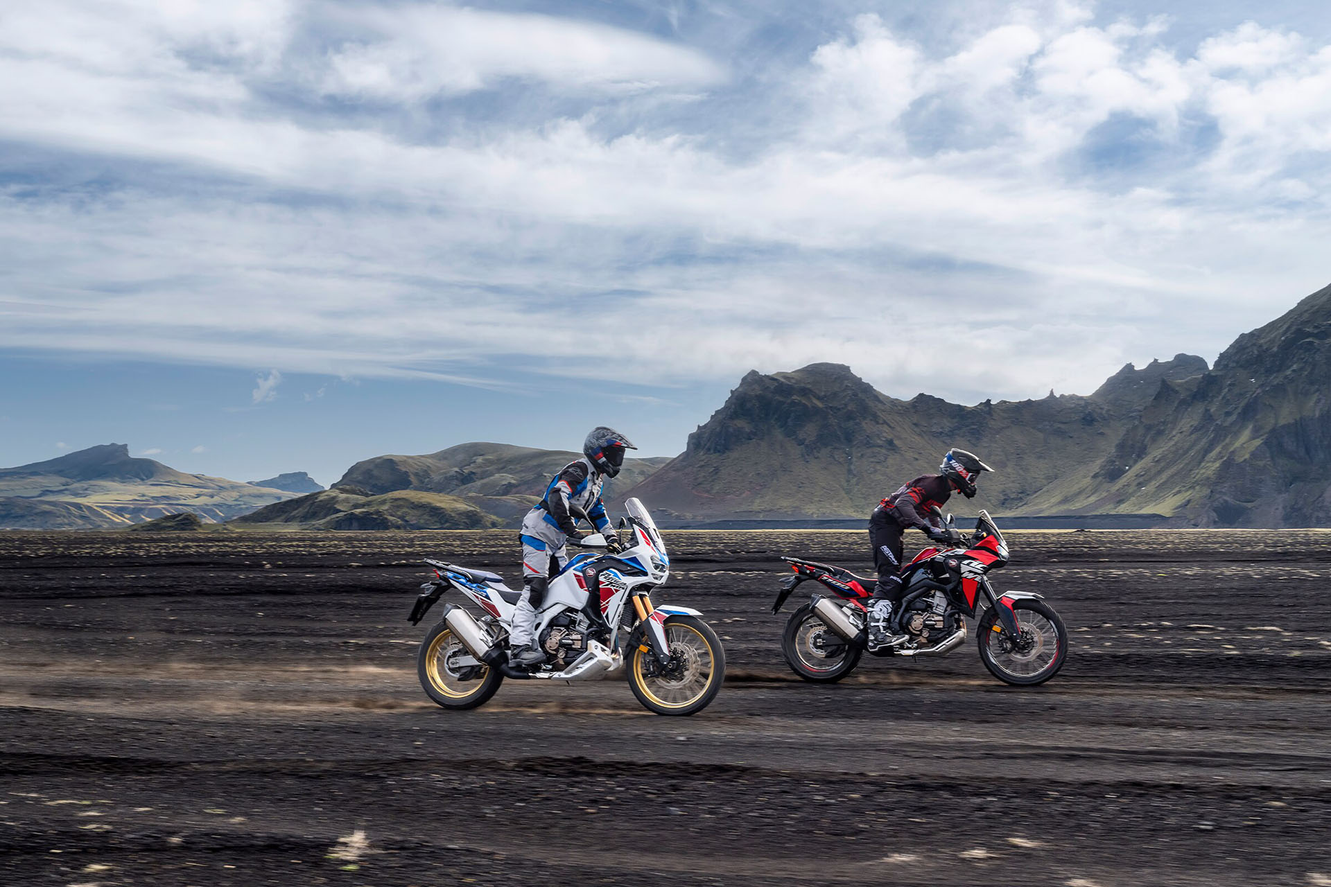 2022 Honda Africa Twin Adventure Sports ES DCT in Spencerport, New York - Photo 2