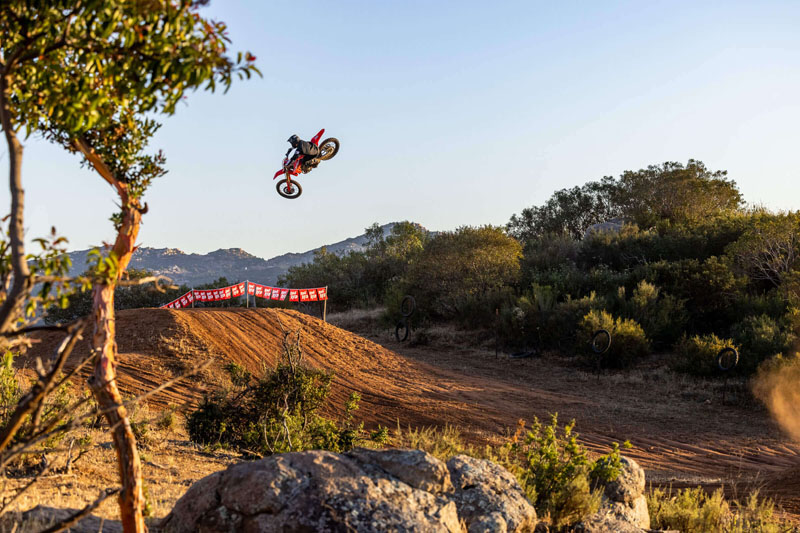 2022 Honda CRF250R in Spencerport, New York - Photo 8