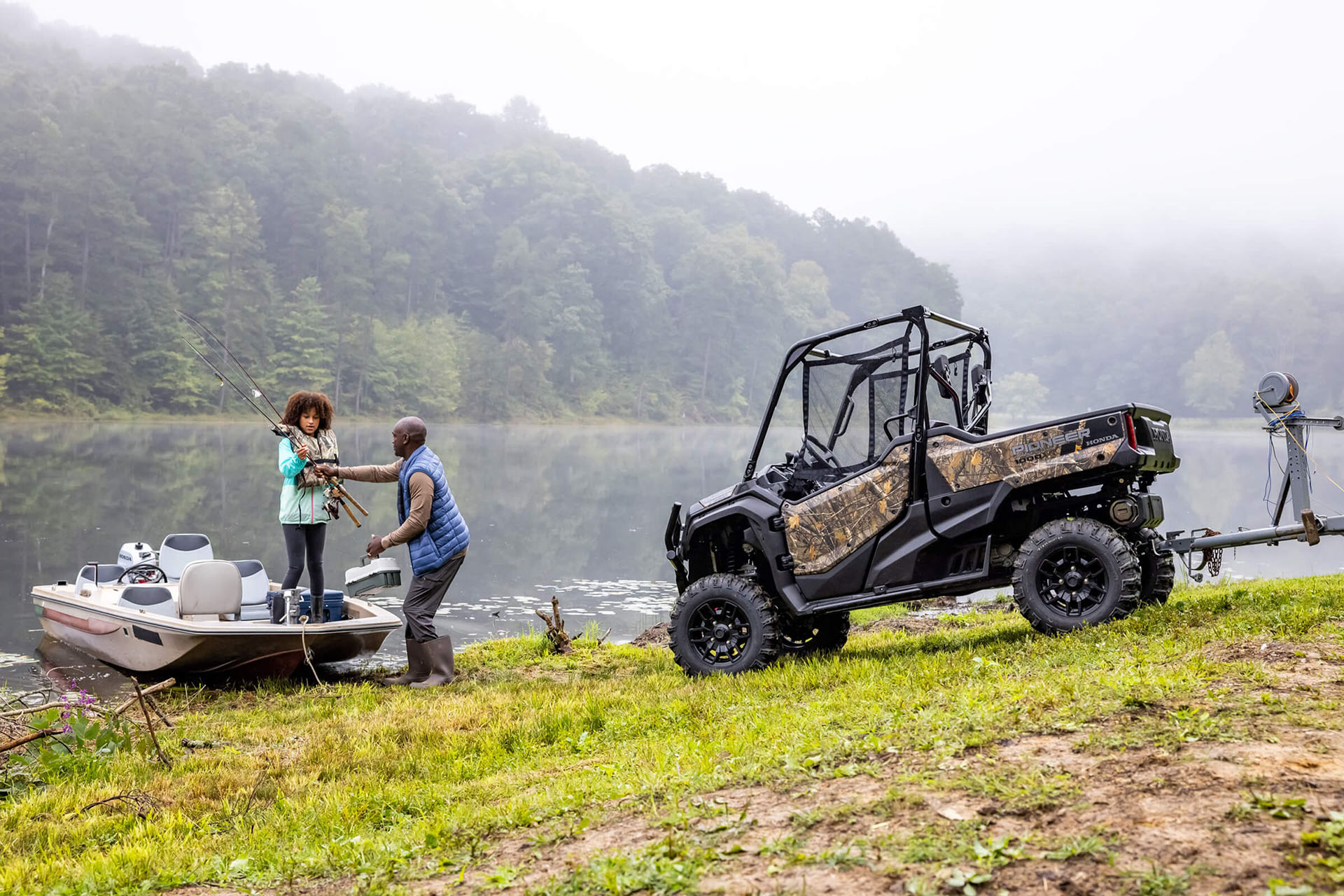 2022 Honda Pioneer 1000 Deluxe in Spencerport, New York - Photo 7