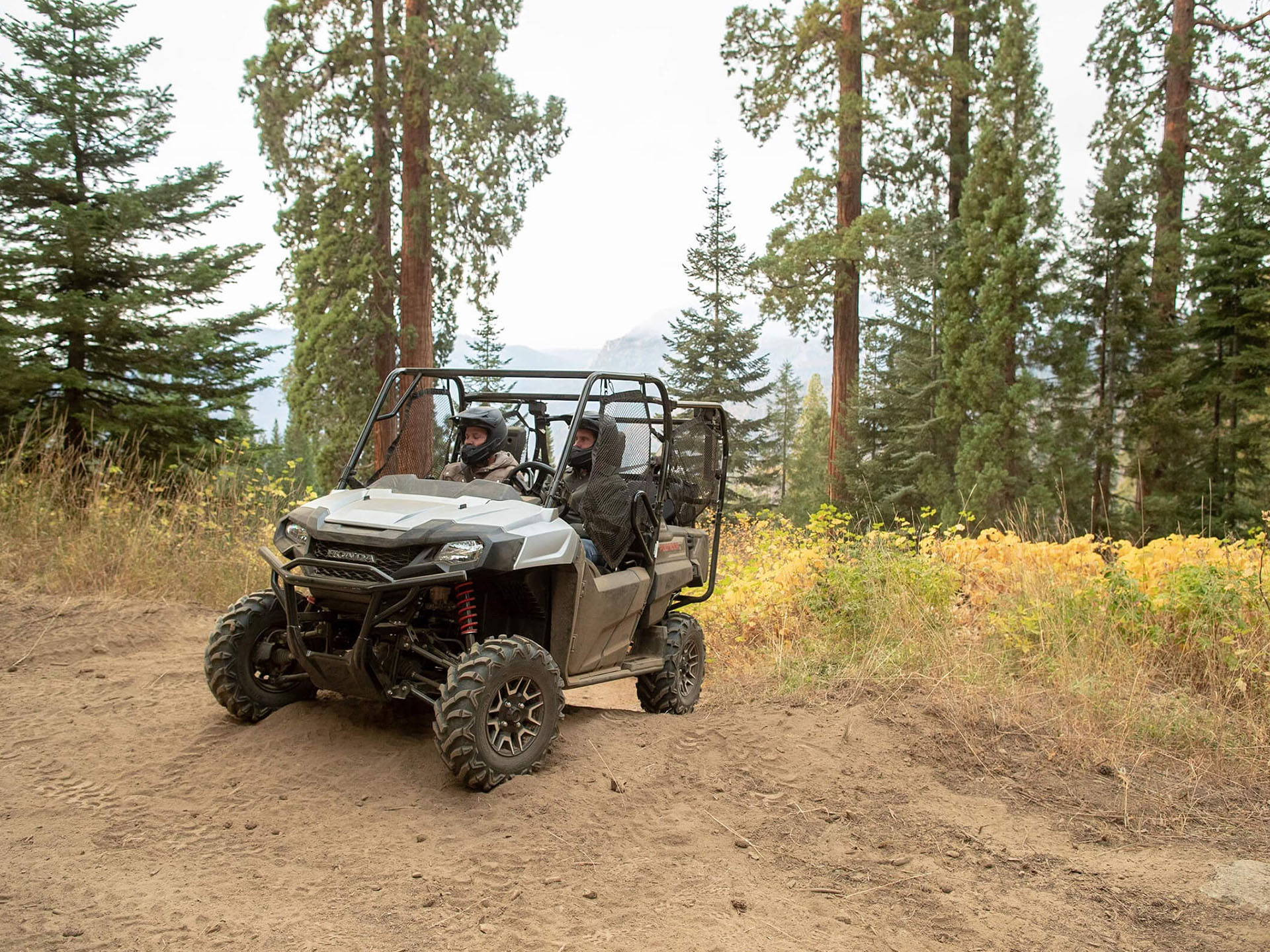2022 Honda Pioneer 700-4 in Spencerport, New York - Photo 2
