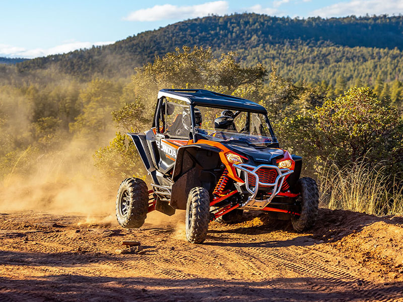 2022 Honda Talon 1000R in Spencerport, New York - Photo 2