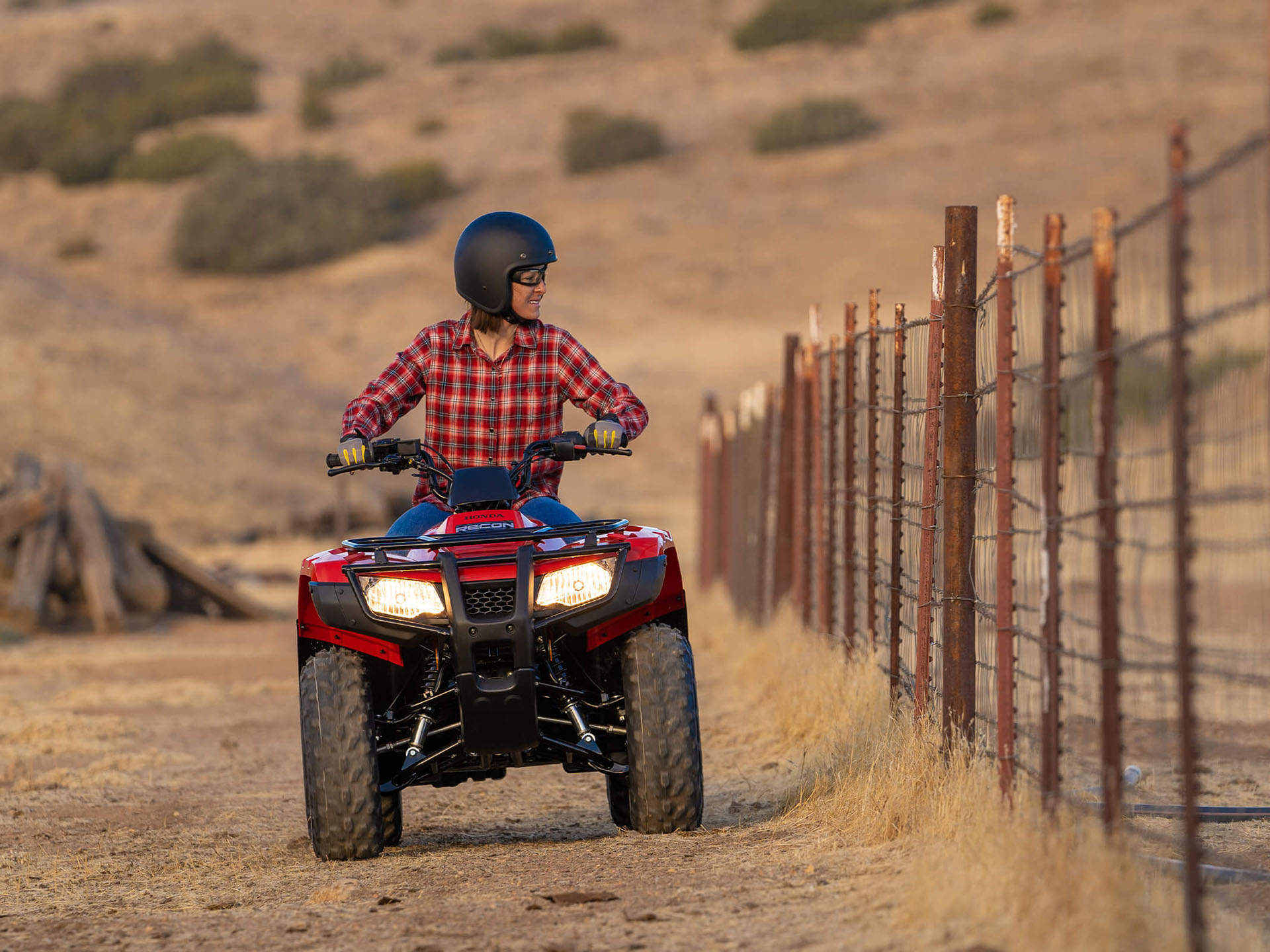 2023 Honda FourTrax Recon ES in Spencerport, New York - Photo 2