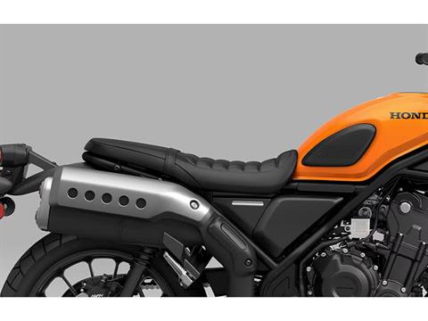 2023 Honda SCL500 in Spencerport, New York - Photo 3