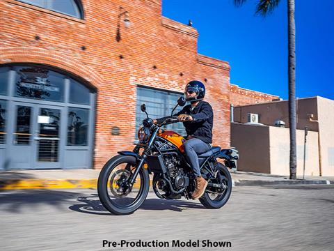 2023 Honda SCL500 in Spencerport, New York - Photo 6