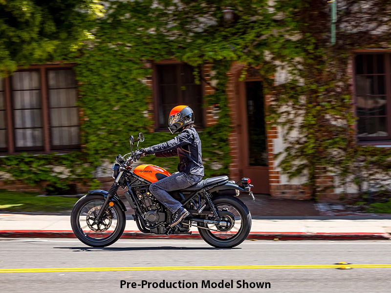 2023 Honda SCL500 in Spencerport, New York - Photo 7