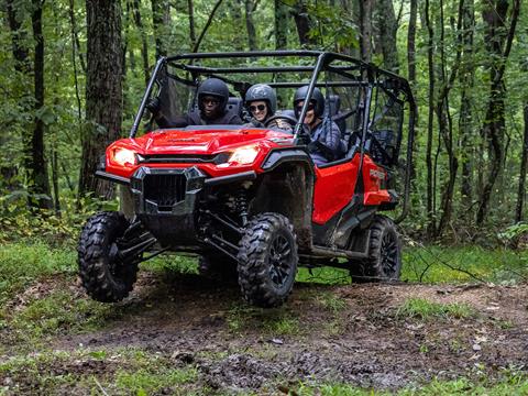 2023 Honda Pioneer 1000-5 Deluxe in Spencerport, New York - Photo 7