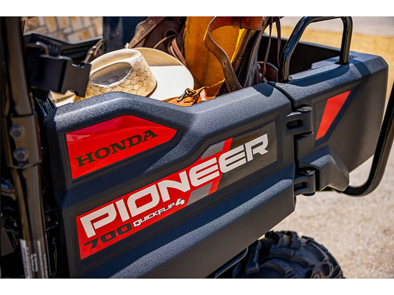 2025 Honda Pioneer 700-4 in Spencerport, New York - Photo 3