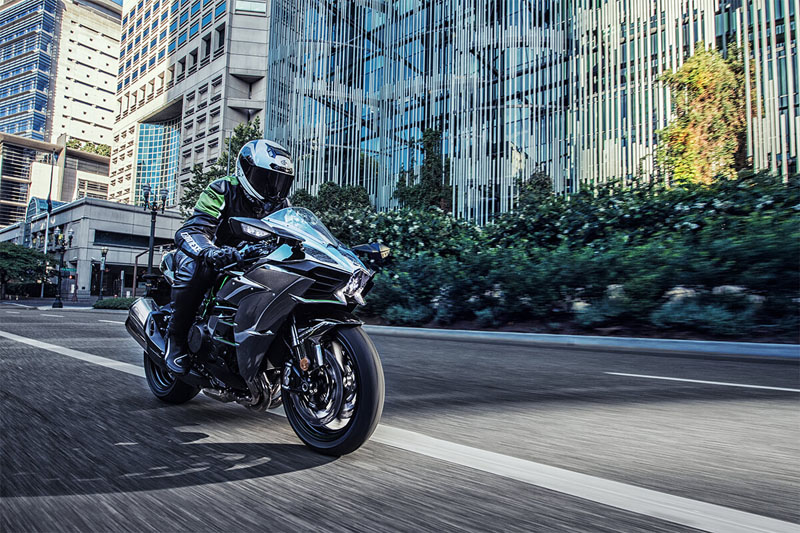 2022 Kawasaki Ninja H2 in Spencerport, New York - Photo 4