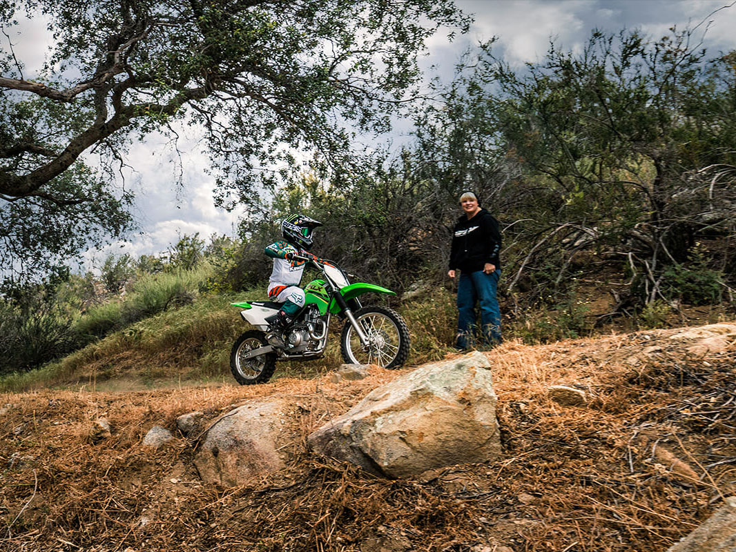2023 Kawasaki KLX 140R in Spencerport, New York - Photo 6
