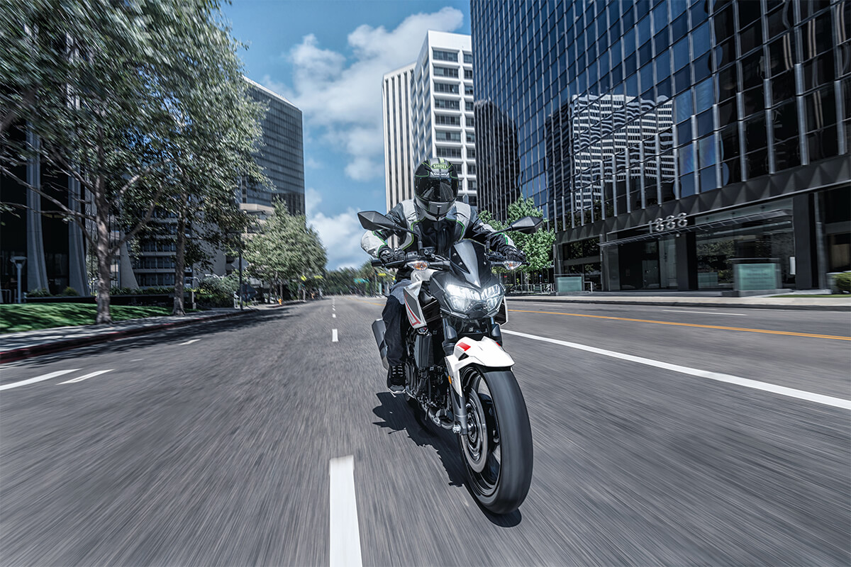 2023 Kawasaki Z400 ABS in Spencerport, New York - Photo 6