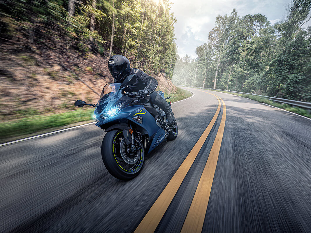 2023 Kawasaki Ninja ZX-6R in Spencerport, New York - Photo 4