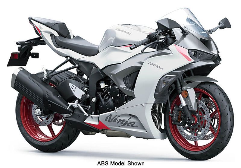 2024 Kawasaki Ninja ZX-6R in Spencerport, New York - Photo 3
