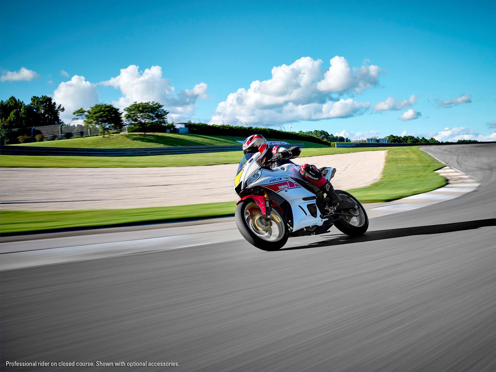 2022 Yamaha YZF-R3 World GP 60th Anniversary Edition in Spencerport, New York - Photo 12