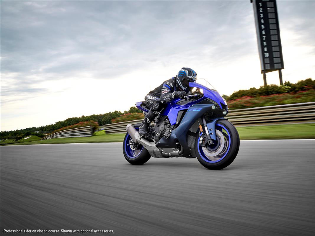 2023 Yamaha YZF-R1 in Spencerport, New York - Photo 6