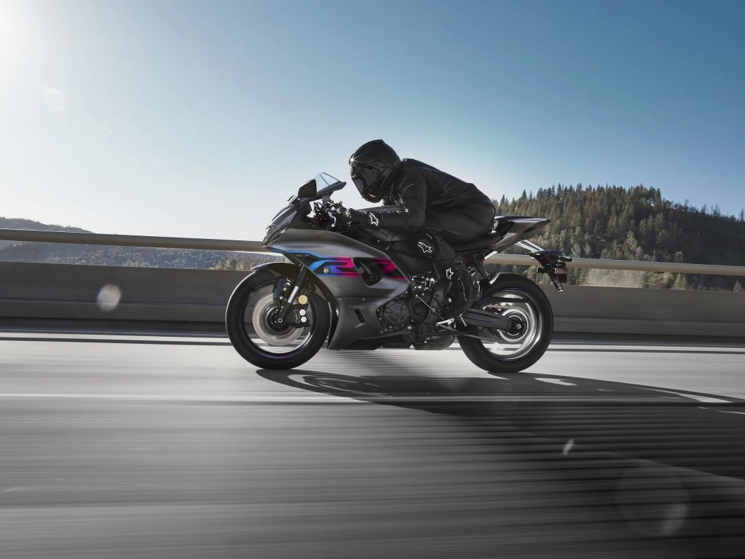 2024 Yamaha YZF-R7 in Spencerport, New York - Photo 13