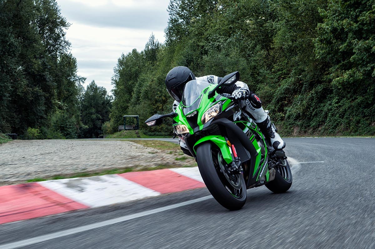 2016 Kawasaki Ninja® ZX™-10R ABS KRT Edition in Spencerport, New York