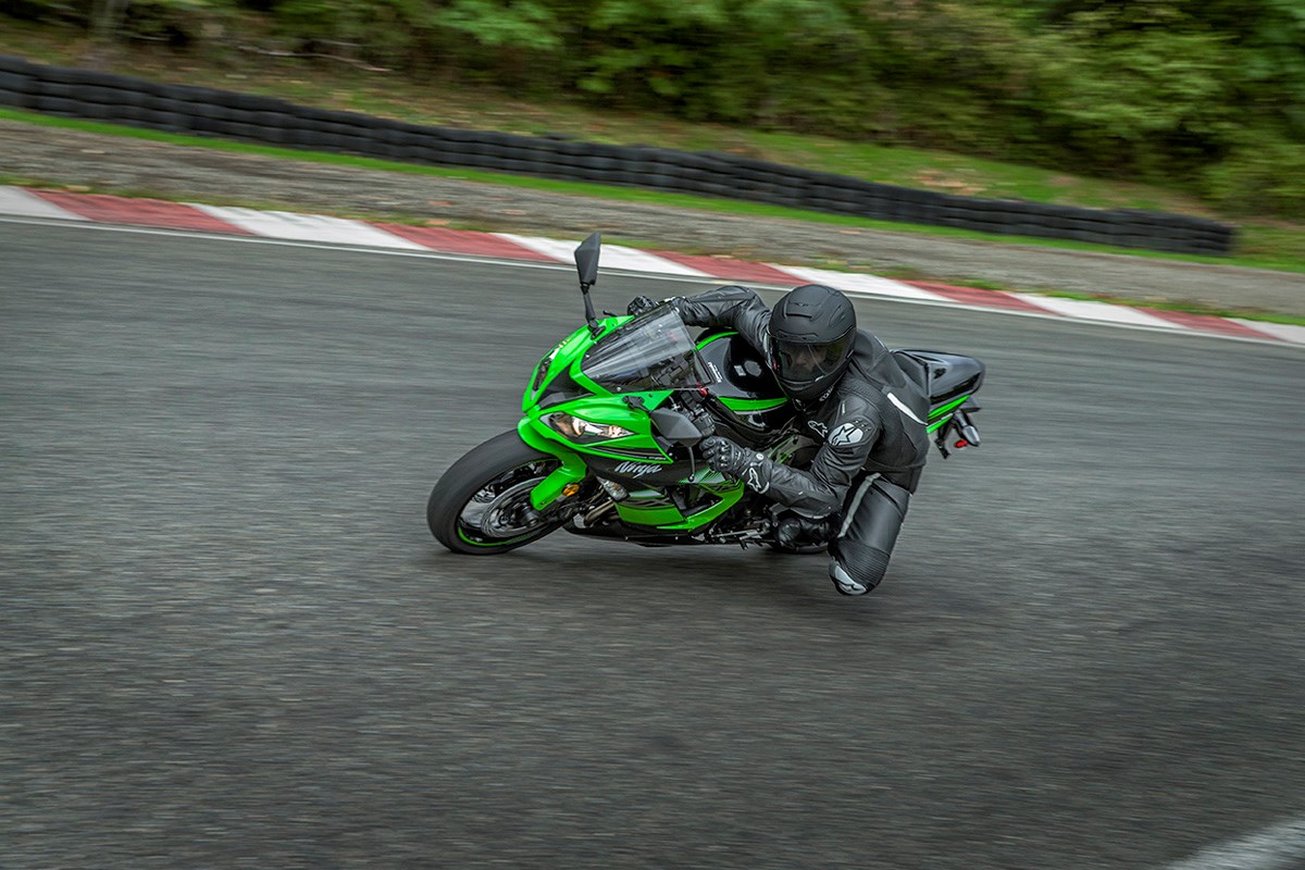 2016 Kawasaki Ninja® ZX™-6R ABS KRT Edition in Spencerport, New York