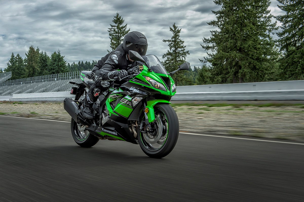 2016 Kawasaki Ninja® ZX™-6R ABS KRT Edition in Spencerport, New York