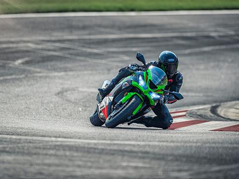 2021 Kawasaki Ninja ZX-6R ABS KRT Edition in Spencerport, New York - Photo 6