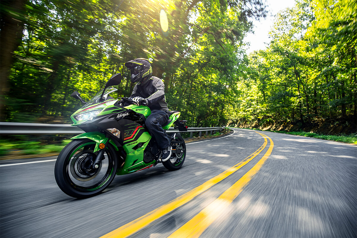 2023 Kawasaki Ninja 400 ABS KRT Edition in Spencerport, New York - Photo 13
