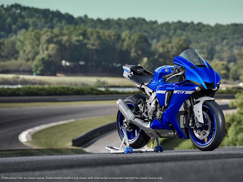 2021 Yamaha YZF-R1 in Spencerport, New York - Photo 8