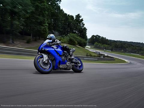 2021 Yamaha YZF-R1 in Spencerport, New York - Photo 12