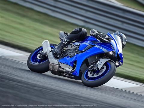 2021 Yamaha YZF-R1 in Spencerport, New York - Photo 15