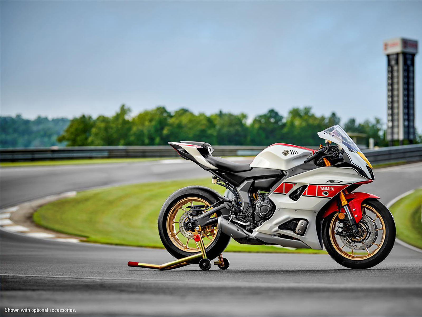 2022 Yamaha YZF-R7 World GP 60th Anniversary Edition in Spencerport, New York - Photo 6