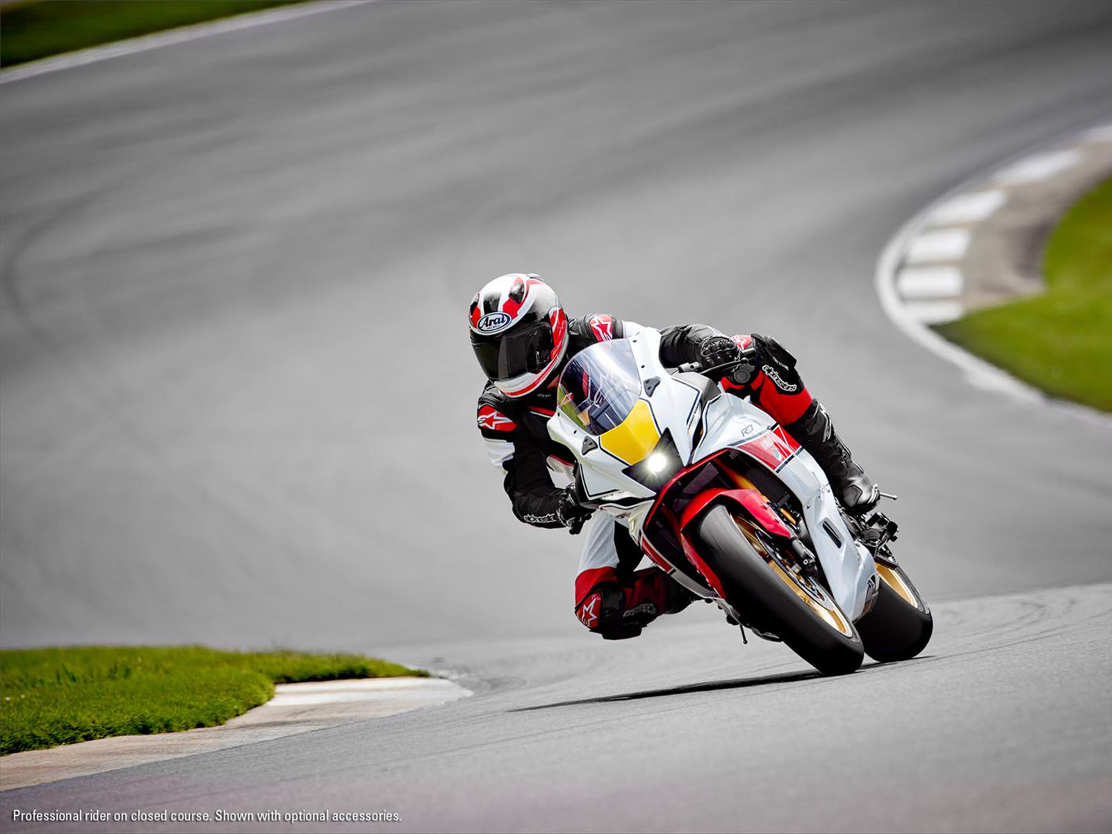 2022 Yamaha YZF-R7 World GP 60th Anniversary Edition in Spencerport, New York - Photo 12